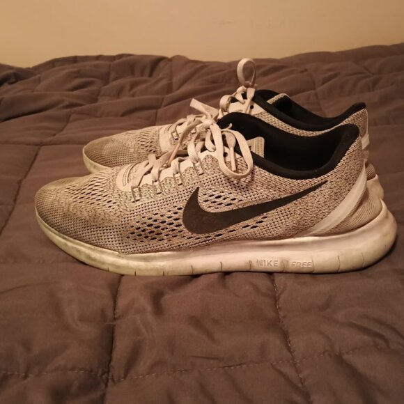 Nike Free RN - Picture 2 of 8